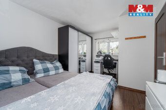Nabízíme k prodeji unikátní, atypický zděný byt 4+kk o užitn