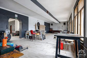 We offer for sale an exceptional corner tenement house that is located in the absolute center…