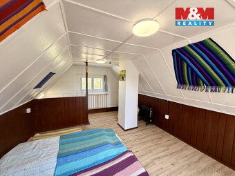 Prodej samostatné chaty 2+KK (užitná plocha 70 m²) na pozemk