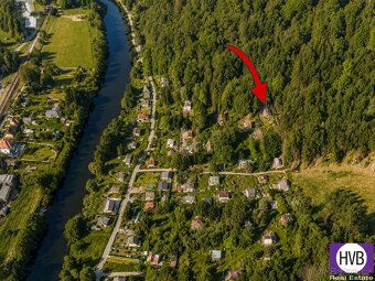 We offer for sale a cottage with registration number of size 36 sqm on its own land plot of 104 sqm (+ approx.