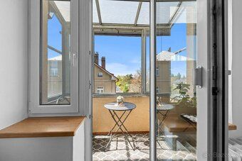 Looking for spacious family housing in a quiet part of Prague close to nature?