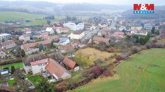 Nabízíme k prodeji slunný pozemek k bydlení o výměře 1 545 m