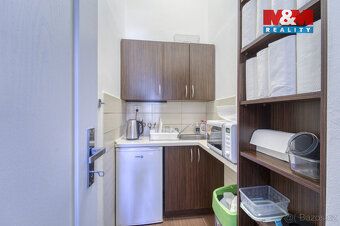 Nabízíme k dlouhodobému pronájmu kancelářské prostory, které