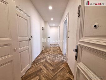 Rent apartment on Prague 2 for 800 CZK incl. utilities plus agent's commission, gas and electricity included in rent