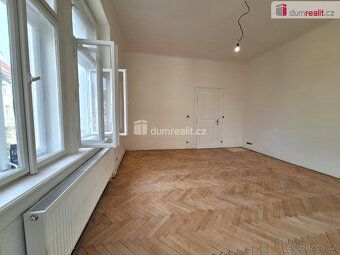 Rent apartment on Prague 2 for 800 CZK incl. utilities plus agent's commission, gas and electricity included in rent