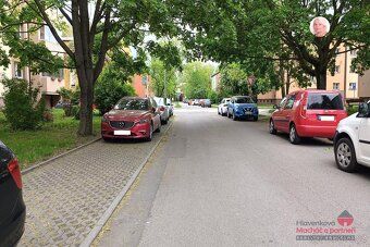 Nabízíme k prodeji byt v osobním vlastnictví o dispozici 2+1