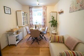 Newly renovated two-generation brick house of layout 4