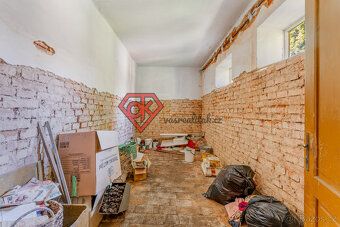 Welcome to Křenov. This house, which is now for sale, is ready for serious renovation.
