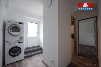 Pronájem prostorného bytu 2+1 o užitné ploše 58 m² v klidné 