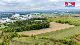 Nabízíme k prodeji pozemek o výměře 11 093 m² v katastrálním