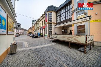 We offer for sale a house on the square in Ústí nad Orlicí.