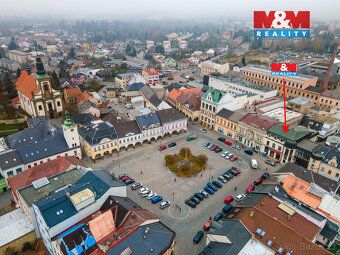 We offer for sale a house on the square in Ústí nad Orlicí.