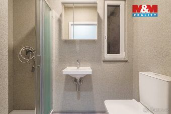 THE ADDRESS IS FICTITIOUS! THIS IS A SALE OF A CONTAINER HOUSE WITHOUT LAND.