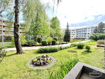 Key information: - Layout: 3+kk (originally 3+1) - Usable area of apartment: 64 sqm - Loggia…