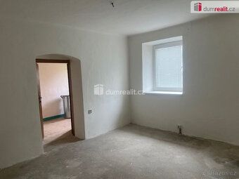 Dumrealit.cz will mediate possible sale of family house with outbuildings located in old…