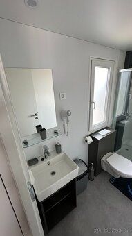 Thinking about buying a mobile home by the sea with immediate rental return?