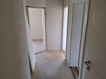LaHoREAL.eu offers for sale two-room apartment (A8) with area of 50 m2 on 2nd floor new…