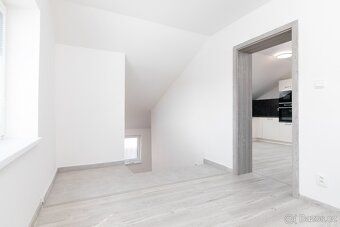 We offer for sale an exceptional family house after complete reconstruction