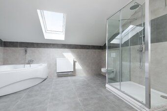 We offer for sale an exceptional family house after complete reconstruction