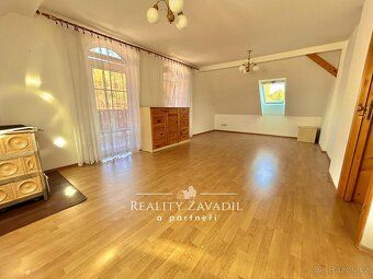 Ref. No. 00940 Visit this charming family house in Nové Hroz