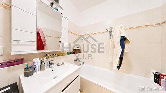 Ref No. 01592 Looking for ready-to-move in accommodation?