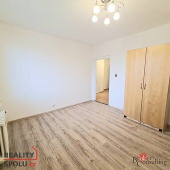 Pronájem bytu 3+1, 70 m2, 15.np., na ul. 30. dubna, Moravská