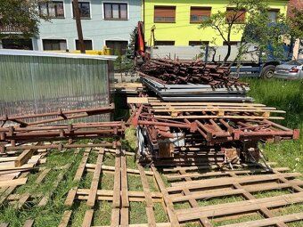 Good day, I'm selling a metal hall near Brno.