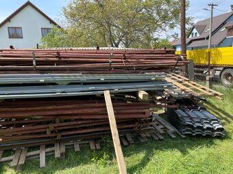 Good day, I'm selling a metal hall near Brno.