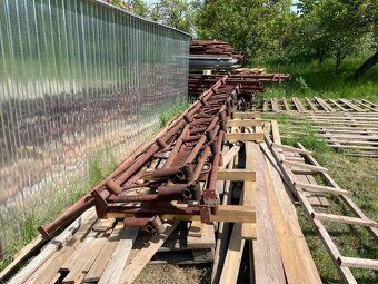Good day, I'm selling a metal hall near Brno.