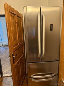 RENT SINGLE ROOM WOODEN OAK FLOOR BEAUTIFUL LARGE BATHROOM KITCHEN WITH GARDEN AVAILABLE IMMEDIATELY
