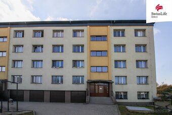 Nabízíme k pronájmu krásný prostorný byt o dispozici 3+1 s p