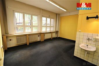 Pronájem obchodních nebo kancelářských prostor o celkové vým