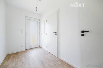 Nabízíme k prodeji moderní novostavbu rodinného domu – dřevo