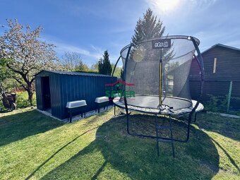 SEVER Real Estate will arrange for you to buy a cottage with garden in Most