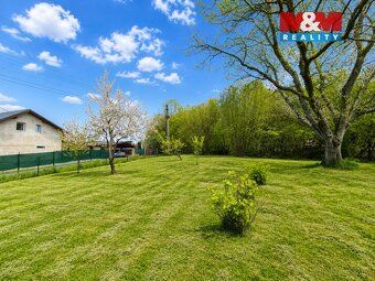 We offer for sale a family house in a quiet and highly sought-after location
