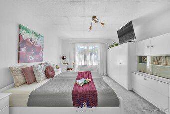 Ref. No. 01616 We offer for sale a cozy family house in picturesque 