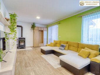 Hledáte klidné rodinné bydlení s atmosférou a dostatkem pros