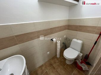 + 3.500 Kč/měsic poplatky za služby včetně energií a vody, M