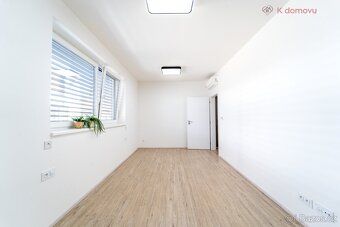 We offer for sale a beautiful, bright and modern apartment of 4+kk in demand location at U Sklepů in Kyjov.