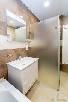 We offer for sale a beautiful, bright and modern apartment of 4+kk in demand location at U Sklepů in Kyjov.