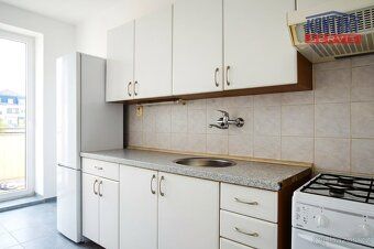 Ev.č. MR-8119 Nabízíme vám k pronájmu světlý a prostorný byt