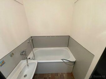 I offer for rent an unfurnished 2+1 apartment of size 57 m² in Litoměřice city at School Street.