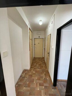 I offer for rent an unfurnished 2+1 apartment of size 57 m² in Litoměřice city at School Street.