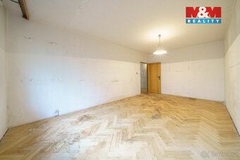 Nabízíme k prodeji byt 3+1 o užitné ploše 66 m² v Karlových 