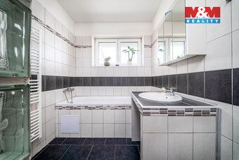 Nabízíme vám k prodeji moderní rodinný dům o dispozici 3+kk 