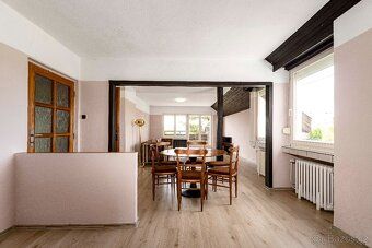 We offer for sale a family house located in a very desirable location