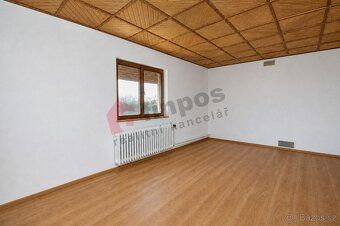 We offer for rent a spacious apartment of layout 2+1 and area c