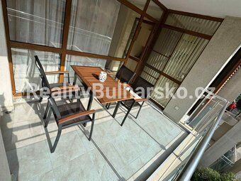 Bulgaria - Sunny Beach: Spacious furnished studio apartment with large terrace for sale