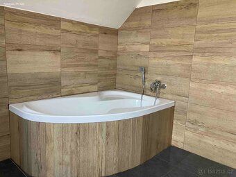 I am offering for sale a newly built family house 5+1 with floor area of 130 m² and land plot…