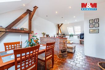 We offer for sale a unique property in a quiet part of Kroče